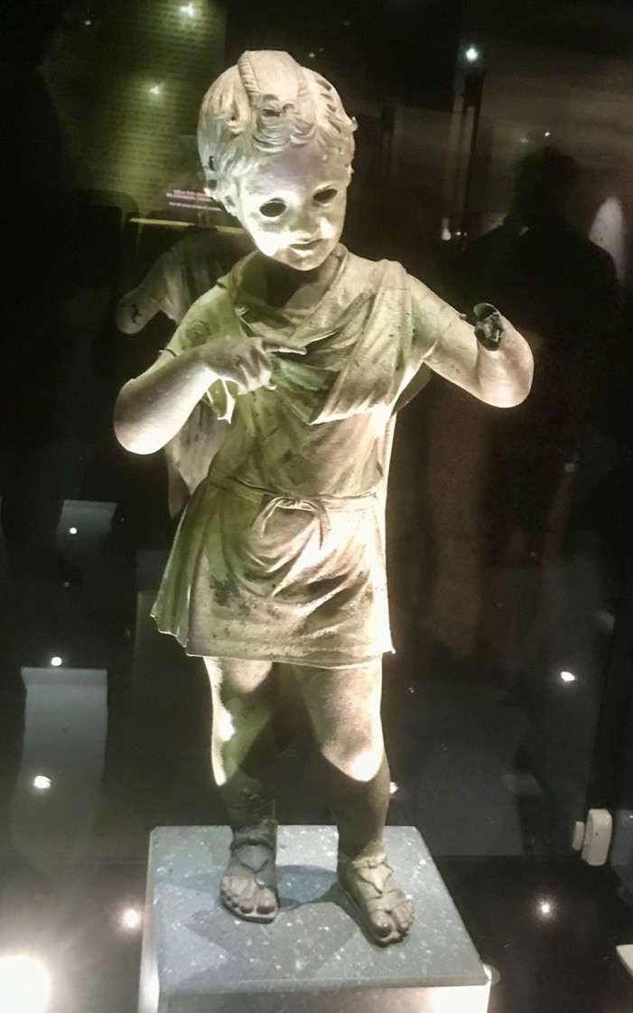 Statue de Césarion