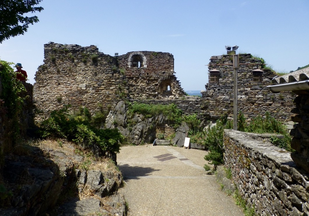 Ruines du château d'Hautpoul